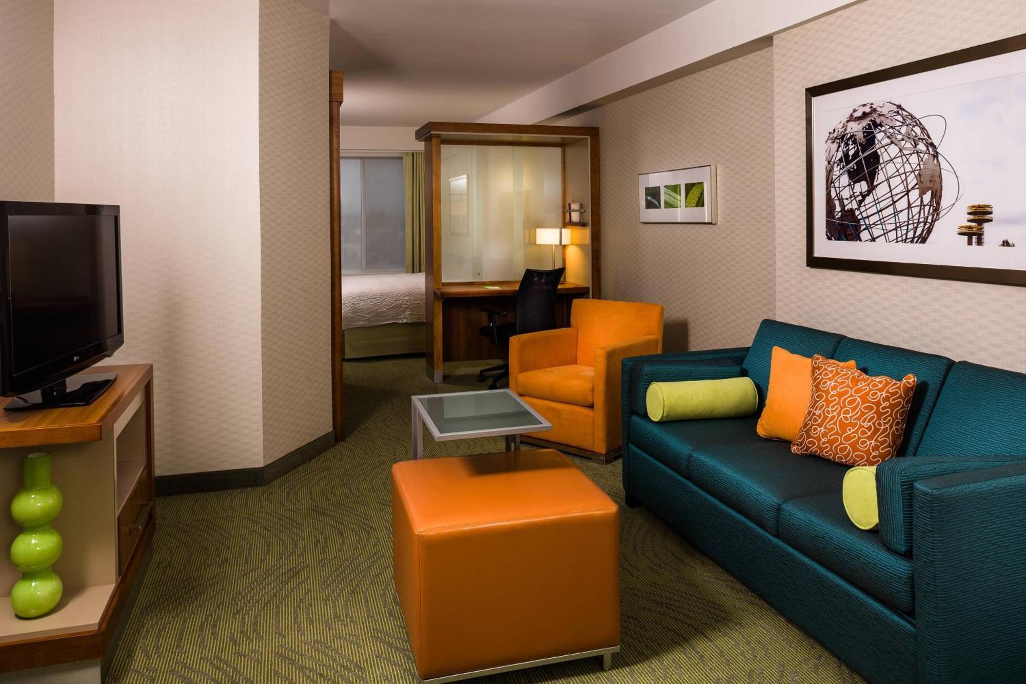 Springhill Suites By Marriott New York Laguardia Airport Экстерьер фото